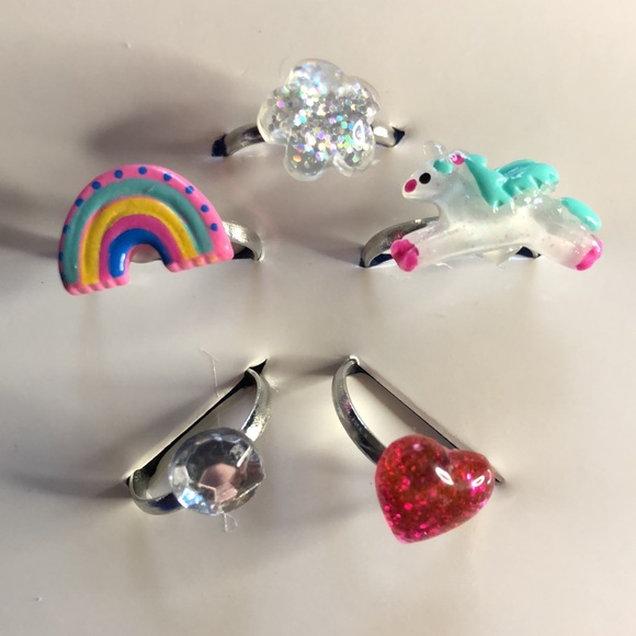 FREE✨with purchase | ARDENE girl 5 pack of children’s sizeable rings - Picture 2 of 4